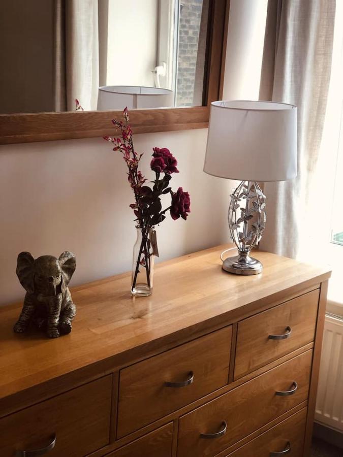 Boutique Cottage In The Heart Of Buxton Town Exterior foto